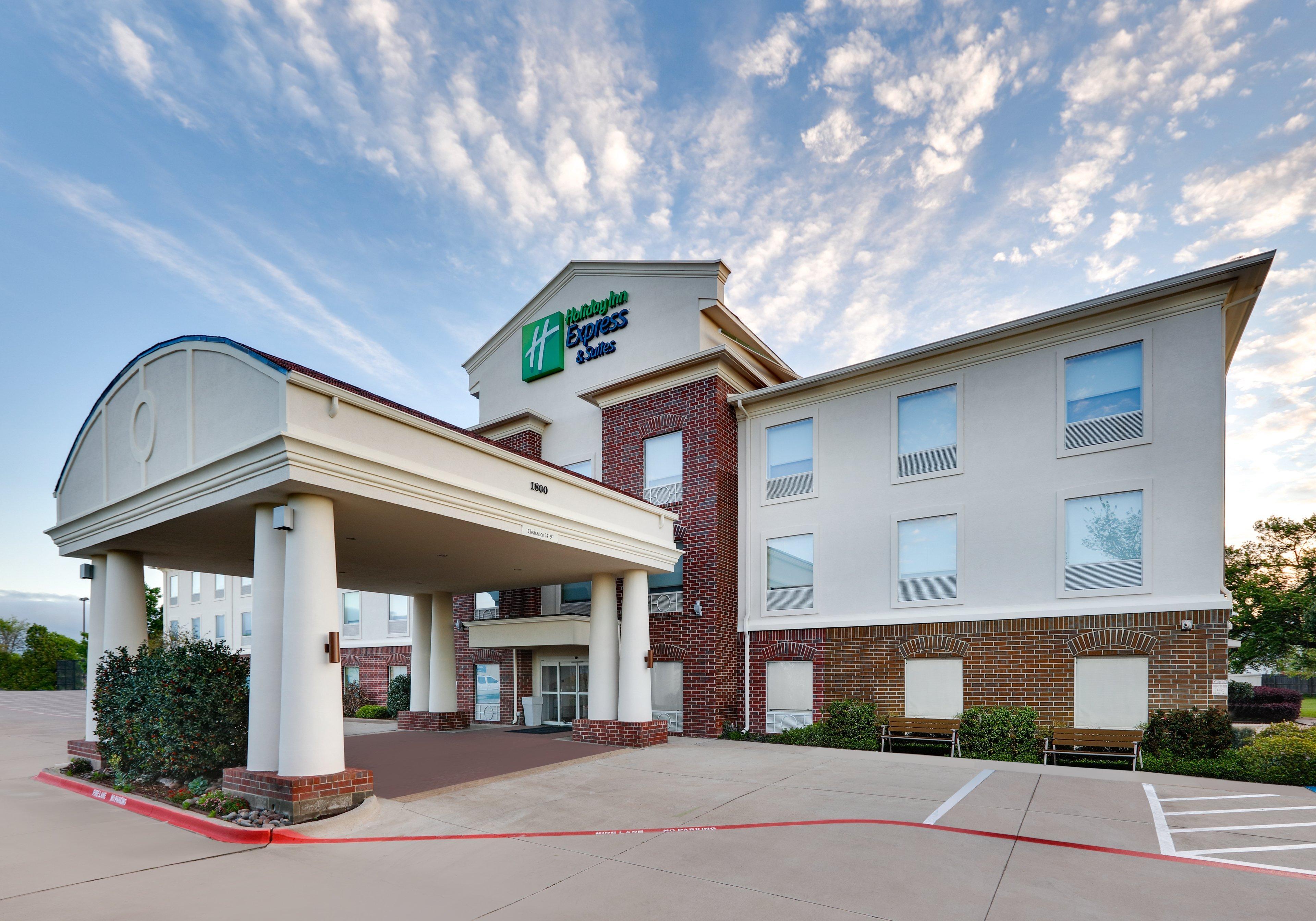 Express & By Ihg