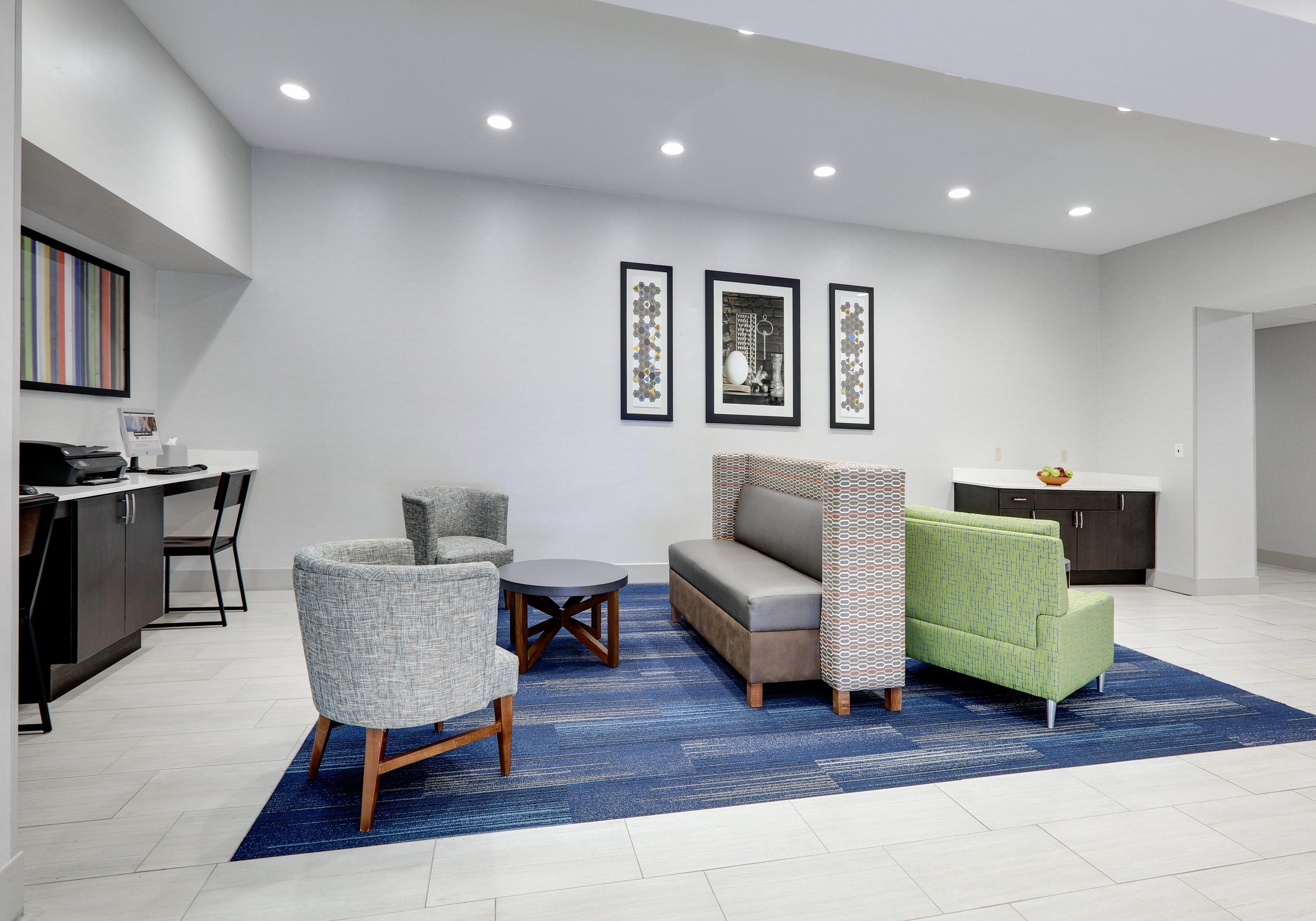 Express & By Ihg 3*