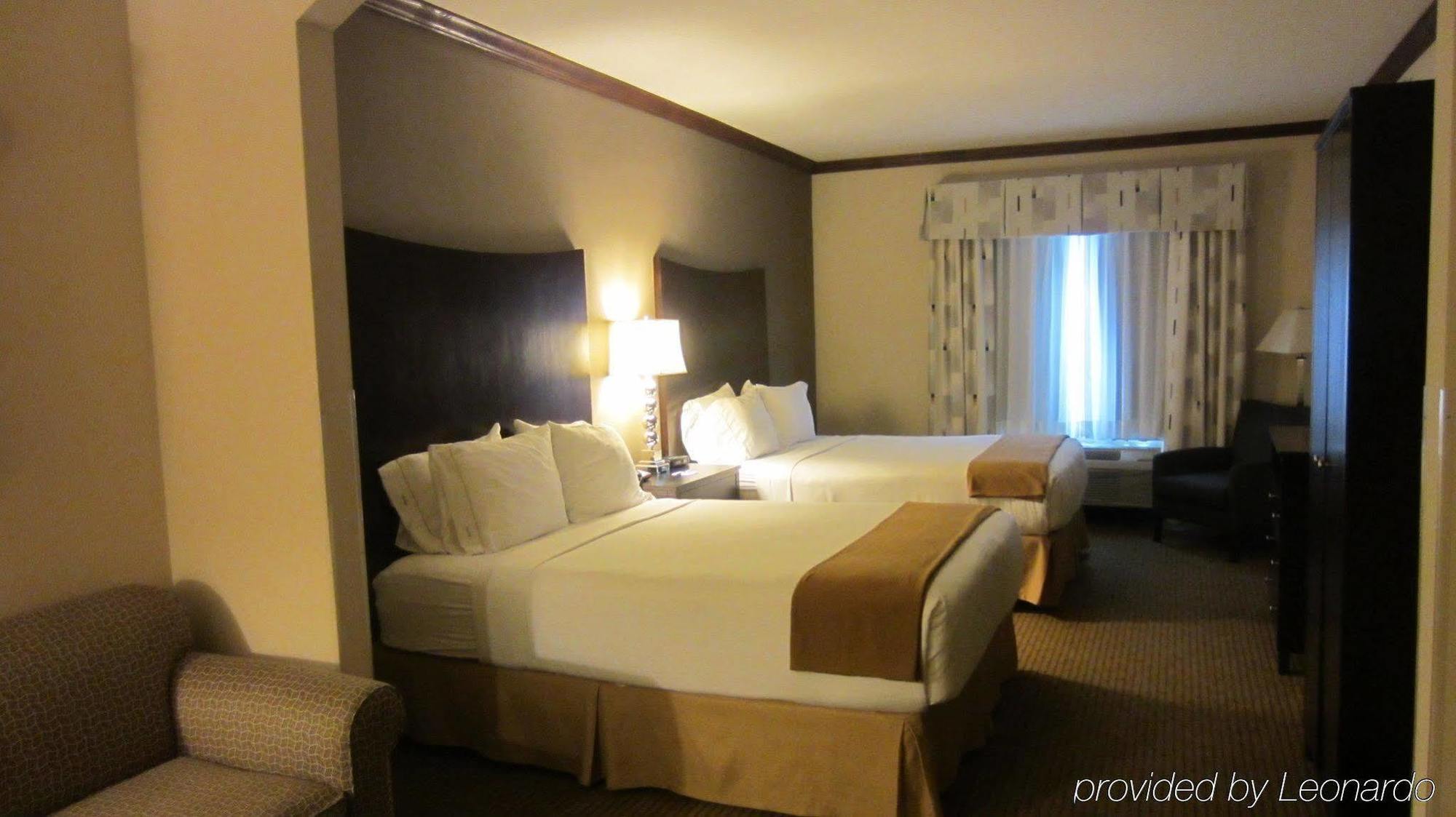 Express & By Ihg Hotel